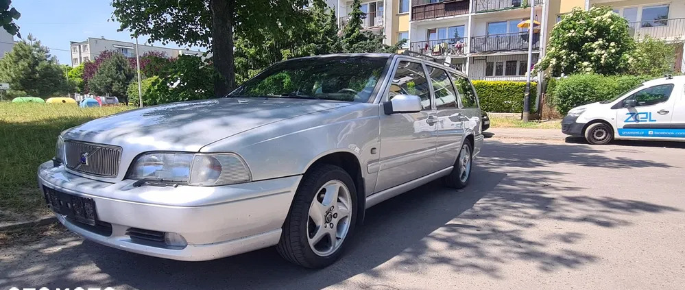 volvo lubelskie Volvo V70 cena 9900 przebieg: 269000, rok produkcji 1998 z Łódź